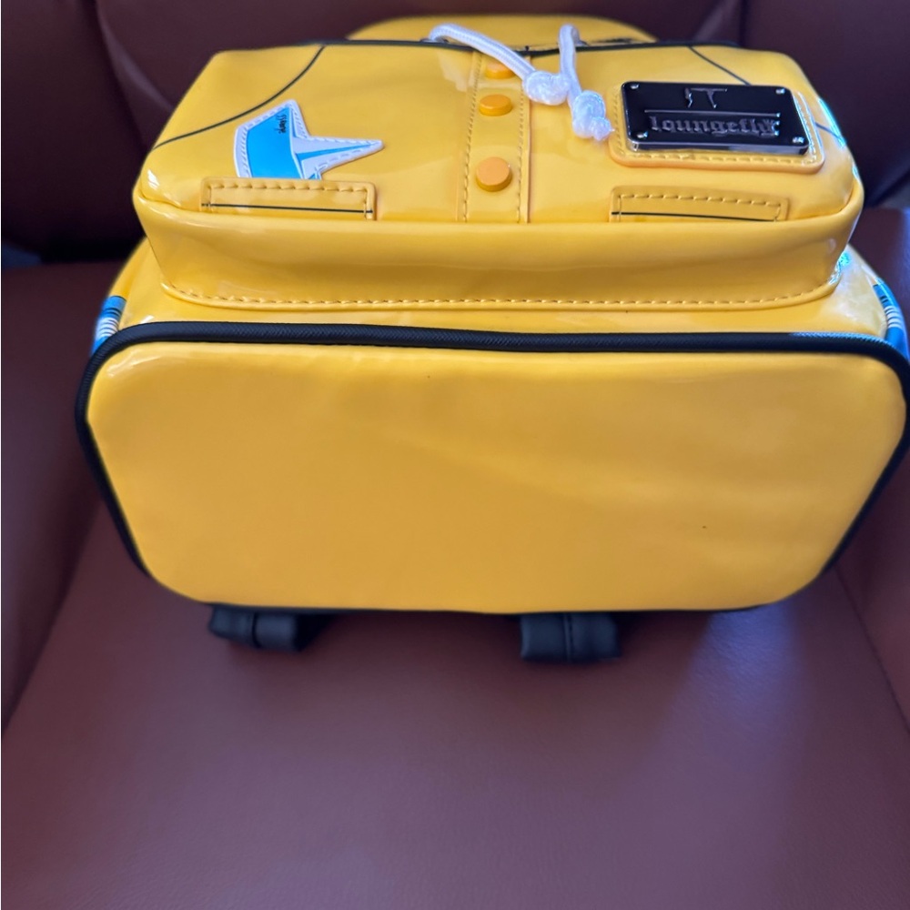 Loungefly IT Pennywise Mini Backpack and Card Wallet Bundle Glow in the Dark NWT - Picture 5 of 10